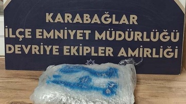 İzmir'de Uyuşturucu Operasyonu: 1 Kilo 200 Gram Esrar Ele Geçirildi