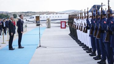 İngiltere ve Karadağ Başbakanları NATO Zirvesi İçin Ankara'da