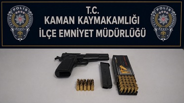 Kaman'da Ruhsatsız Silah Ele Geçirildi