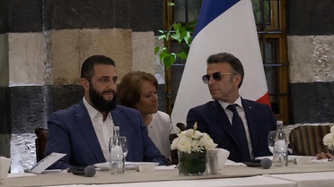 Macron'un Şam ziyareti güneş gözlükleriyle tarihe geçti