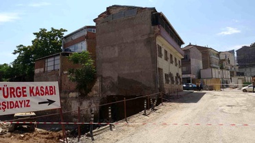 Malatya'da Apartmanda Göçük, Bina Tahliye Edildi