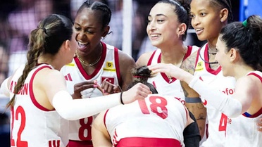 Filenin Sultanları Polanya'yı devirdi