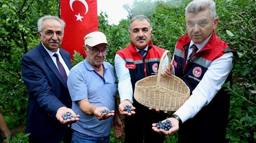 Vali Ergün Kemalpaşa'da Ziyaretlerde Bulundu