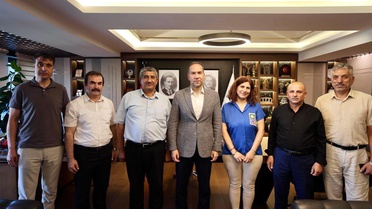 Niğde Belediye Başkanına UCLG üyeliği sonrası tebrik ziyaretleri
