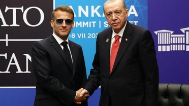 Cumhurbaşkanı Erdoğan, Macron ile görüştü: Şam'daki bombalı saldırı da gündemdeydi