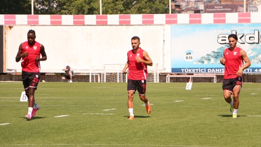 Samsunspor'dan Transfer Açıklamaları