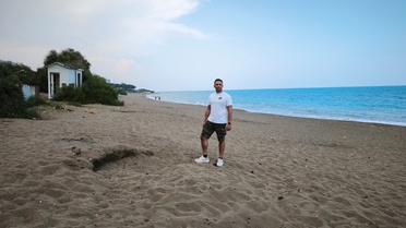 Mersin'de Deniz Kaplumbağaları Yumurtlamak İçin Sahile Çıkıyor