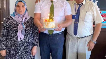 Kaymakam Arıkan'a Sürpriz Doğum Günü Kutlaması
