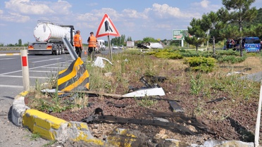 Akşehir'de Trafik Kazası: 3 Yaralı
