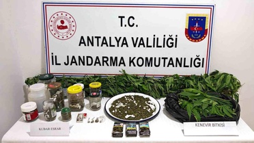 Manavgat'ta Uyuşturucu Operasyonu: 2 Tutuklama