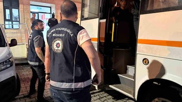 Artvin'de kaçak göç operasyonu: 56 Afgan yakalandı