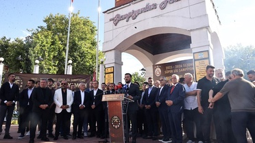Büyükçekmece'de Bayrak Çekme Töreni