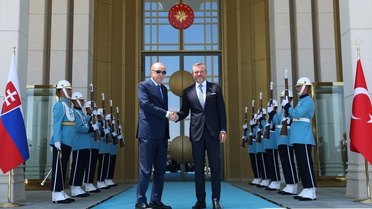 Erdoğan, Slovakyalı Pellegrini ile NATO Zirvesi'nde Görüştü