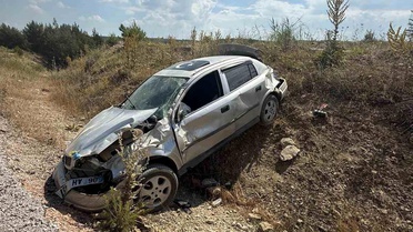 Gördes'te Takla Atan Araçta Sürücü Hafif Yaralandı