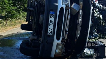 Alaçam'da Lastik Patladı, Sürücü Yaralandı