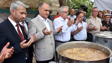 Manisa'da aşure hayrında şehitler ve gaziler anıldı