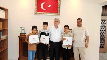 Elazığ'da Çocuklardan Örnek Davranış