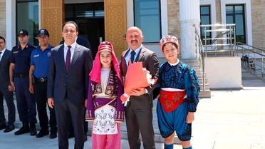 Vali Varol Karpuzlu'yu Ziyaret Etti