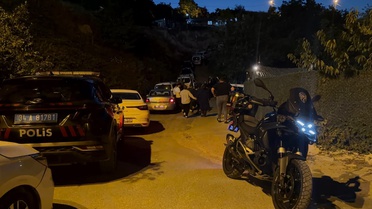 Arnavutköy'de boşandığı eşi ve oğlunu öldürüp intihar etti