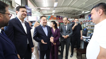 Babacan ve Arıkan birlikte esnaf gezdi
