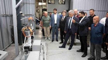 Vali Makas, Düzce Fabrikalarını Ziyaret Etti