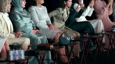 Emine Erdoğan'ın NATO yemeğinde Ajda Pekkan sürprizi