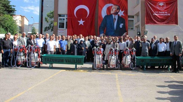 Erzurum'a Tarım Destekleri: Sıvat ve Süt Sağım Makineleri Dağıtıldı