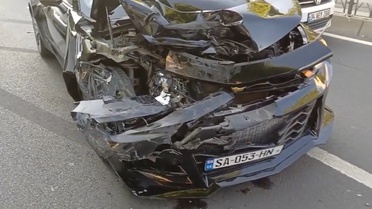 Fatih'te Trafik Kazası: Sürücü Kaçtı