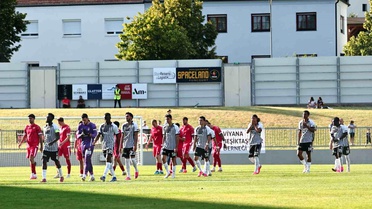 Beşiktaş, Widzew Lodz'a Yenildi
