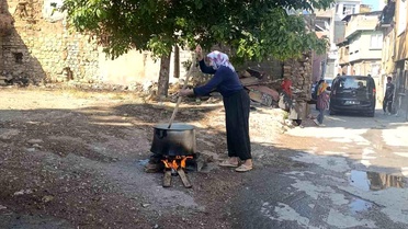 Kahramanmaraş'ta Muharrem Ayında İmece Usulü Aşure