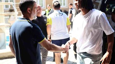 Nathan Ake, Fenerbahçe'de Hazırlıklara Başladı