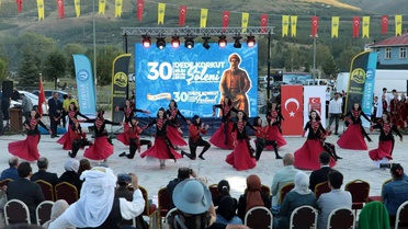 Bayburt'ta 30. Dede Korkut Şöleni Coşkuyla Kutlandı