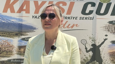 Iğdır'da 6. Ulusal Kayısı Cup Tenis Turnuvası