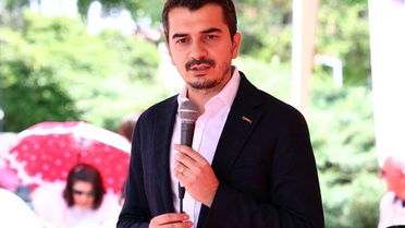 Çankaya Belediye Başkanı Hüseyin Can Güner, havalimanında gözaltına alındı