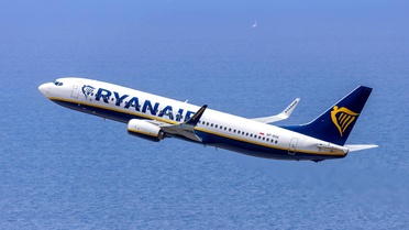 Ryanair Uçuşunda Pencere Açıldı, Yolcu Dışarı Çekildi