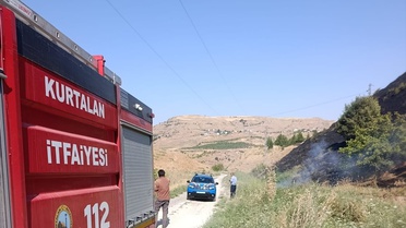 Kurtalan'da Yangın Kontrol Altına Alındı