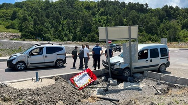 Sinop'ta Trafik Kazası: 4 Yaralı