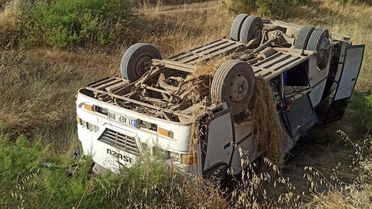 Amasya'da Tarım İşçilerini Taşıyan Minibüs Devrildi