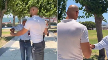 Türkiye'ye gelen fenomenden sokak satıcısına unutamayacağı bahşiş