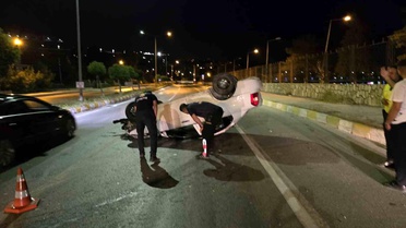 Edremit'te Trafik Kazası: 2 Yaralı