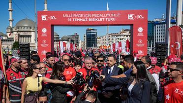 15 Temmuz Korteji ile 253 Şehit Anıldı