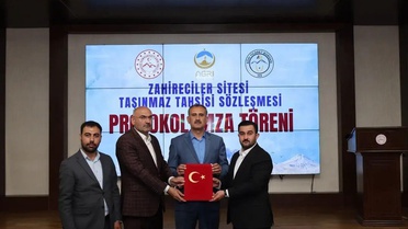 Ağrı'da zahirecilik sektörü için taşınmaz tahsis sözleşmesi imzalandı