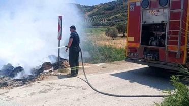 Altınözü'de çöplük yangını