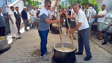 Burhaniye'de Keşkek Coşkusu