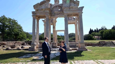 Kaymakam Battal'dan Afrodisias Ziyareti