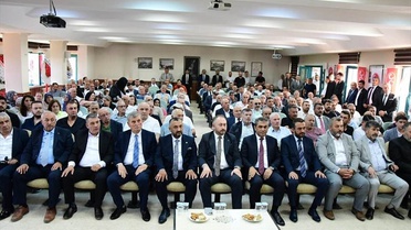 MHP Merzifon'da yeni başkan Cüneyt Yamak