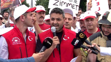 İBB personeli özlük ve sosyal hakları için Saraçhane'de toplandı