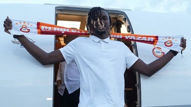Lesley Ugochukwu, Galatasaray için İstanbul'da