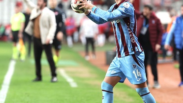 Trabzonspor, Fjortoft'u Molde'ye Gönderdi