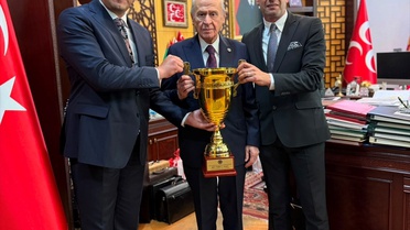 Boks Federasyonu Bahçeli'yi Ziyaret Etti